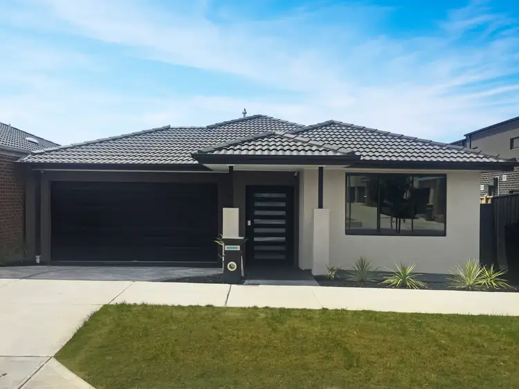 19 Biggs Drive, Officer VIC 3809