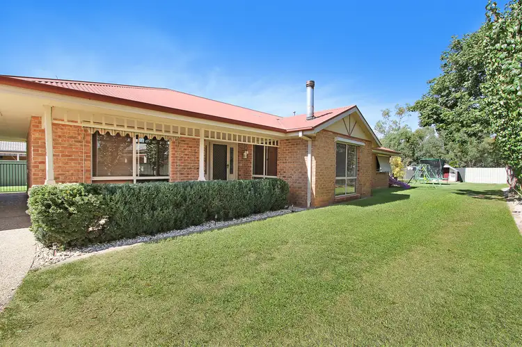 Main view of Homely house listing, 52 Victoria St, Howlong NSW 2643