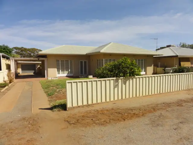 650 Mcgowen St, Broken Hill NSW 2880