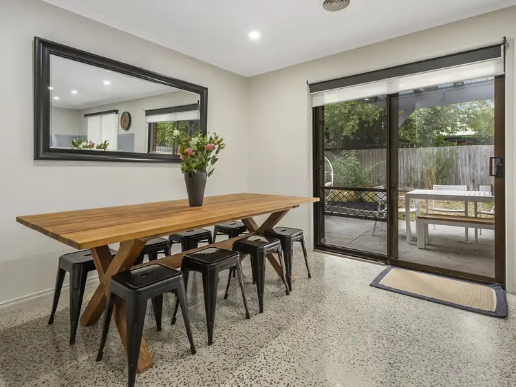 Fifth view of Homely house listing, 8 Scenic Ct, Gisborne VIC 3437