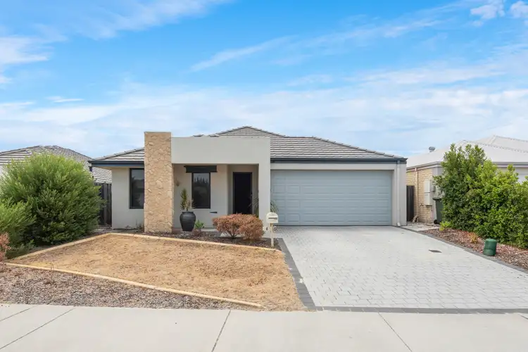 6 Gippsland Way, Ellenbrook WA 6069