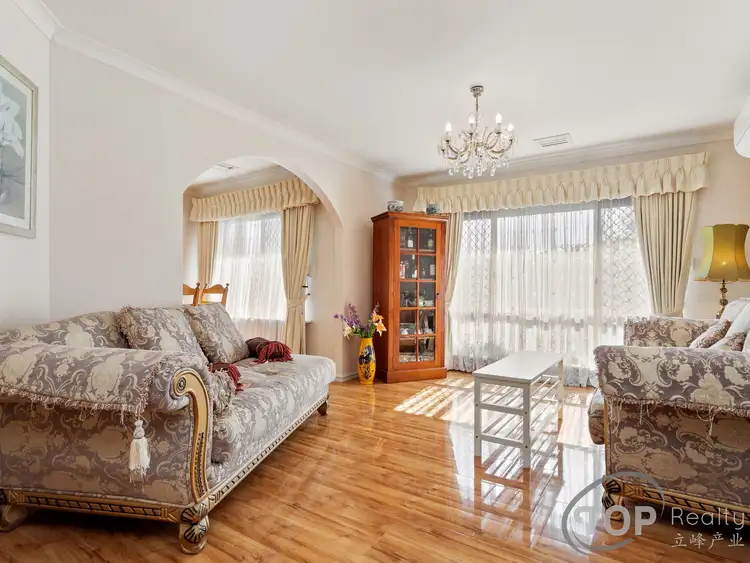 Seventh view of Homely house listing, 1 Tippett Ct, Willetton WA 6155