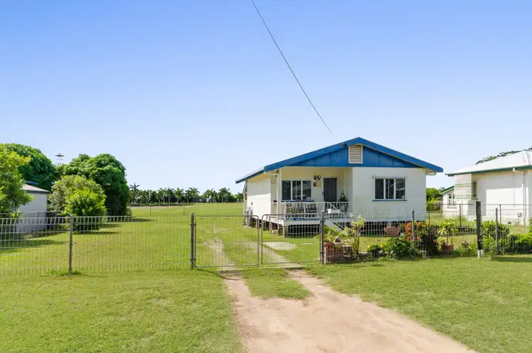4 Sunderland Street, Garbutt QLD 4814