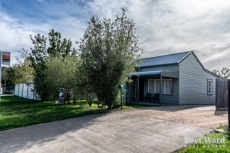 8 Charles St, Bairnsdale VIC 3875