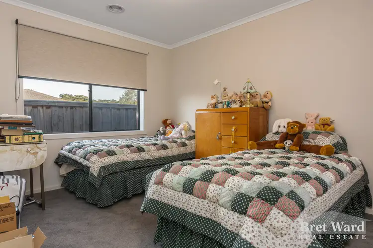 Sixth view of Homely house listing, 19 Dianella Pl, Bairnsdale VIC 3875