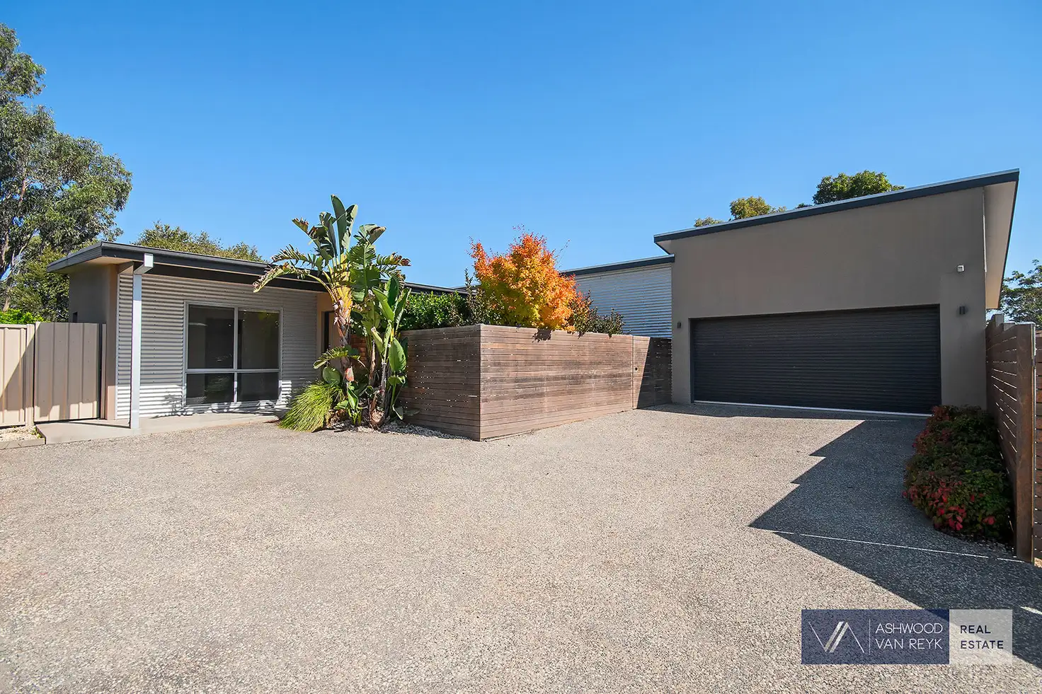Main view of Homely townhouse listing, Unit 2/177 Main Rd, Lindenow VIC 3865