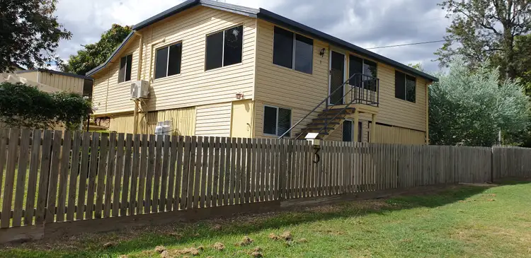 3 Nicholson St, Mount Morgan QLD 4714
