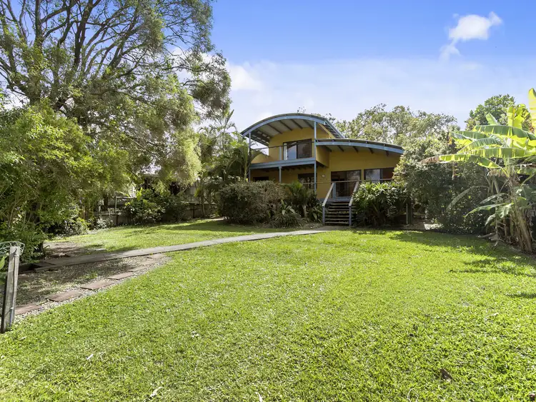 55 Scarborough Tce, Macleay Island QLD 4184