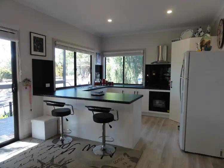 145 Mount Barker Rd, Hahndorf SA 5245