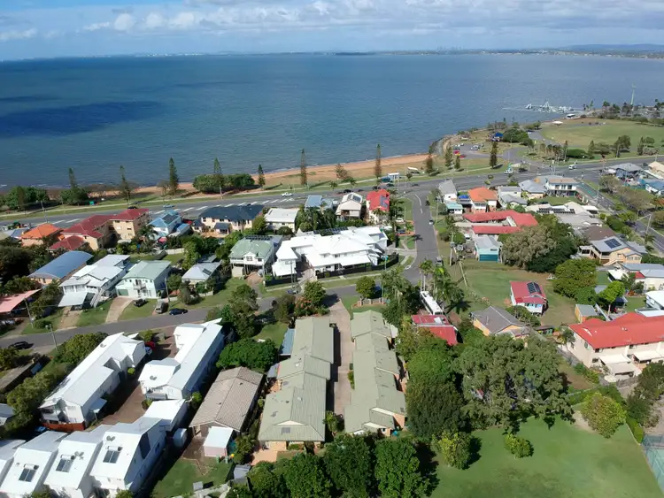 Second view of Homely unit listing, Unit 5/15 Thompson Cres, Clontarf QLD 4019