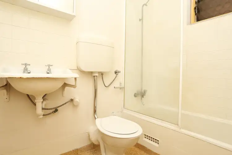 Fourth view of Homely unit listing, 4/120 Terrace Road, Perth WA 6000