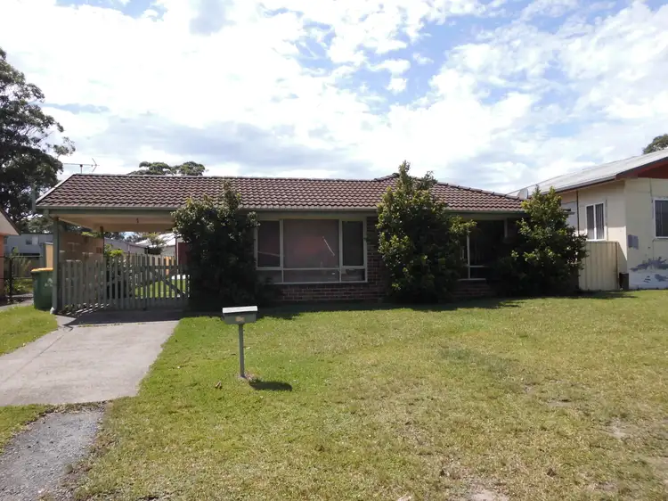 18 Beach St