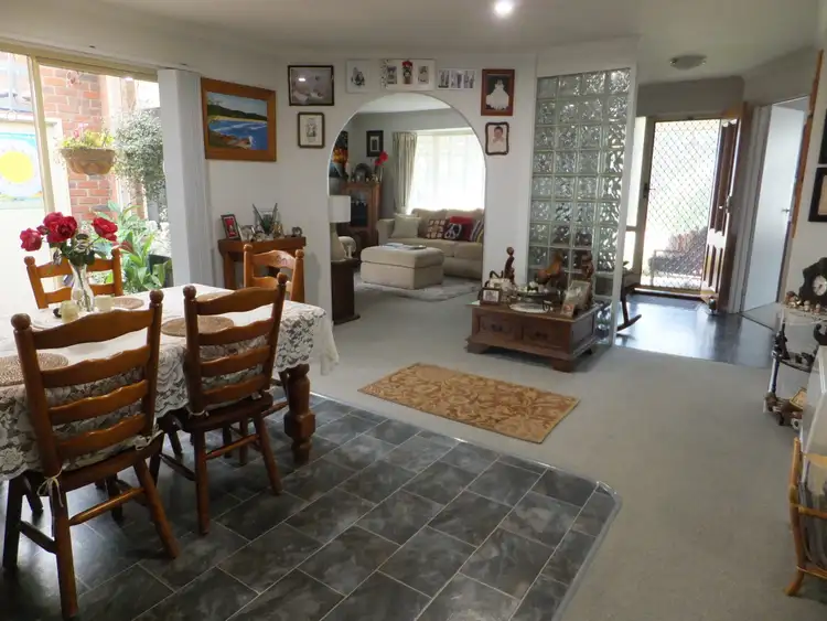 Sixth view of Homely house listing, 2 Alfred Place, Eastwood VIC 3875