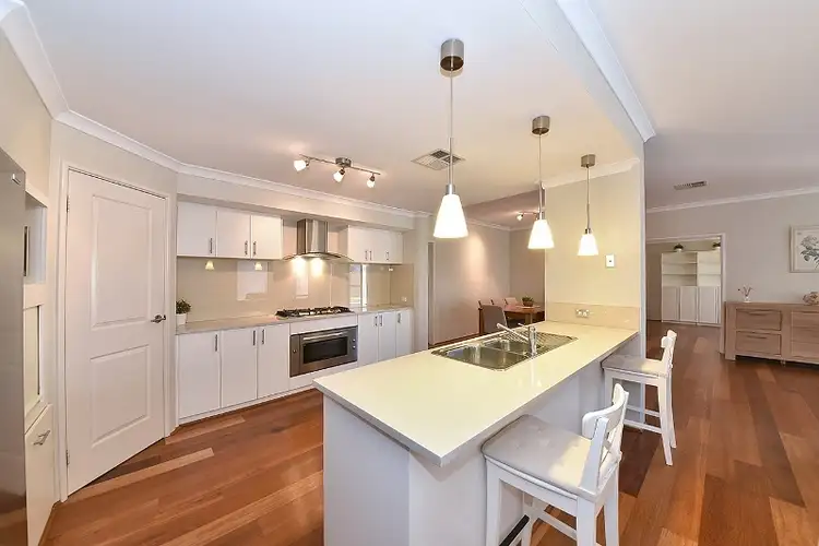 Fourth view of Homely house listing, 18 Fineview Crescent, Carramar WA 6031