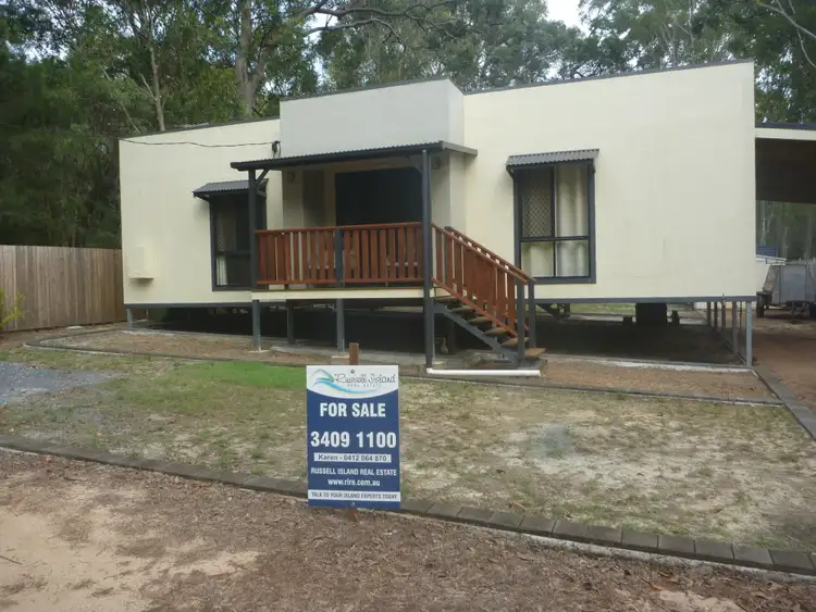 6 Falconhurst Rd, Russell Island QLD 4184