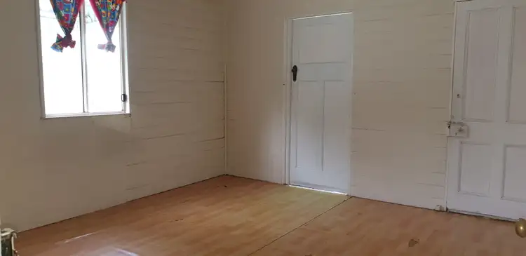 Seventh view of Homely townhouse listing, 8 Dee Esp, Mount Morgan QLD 4714