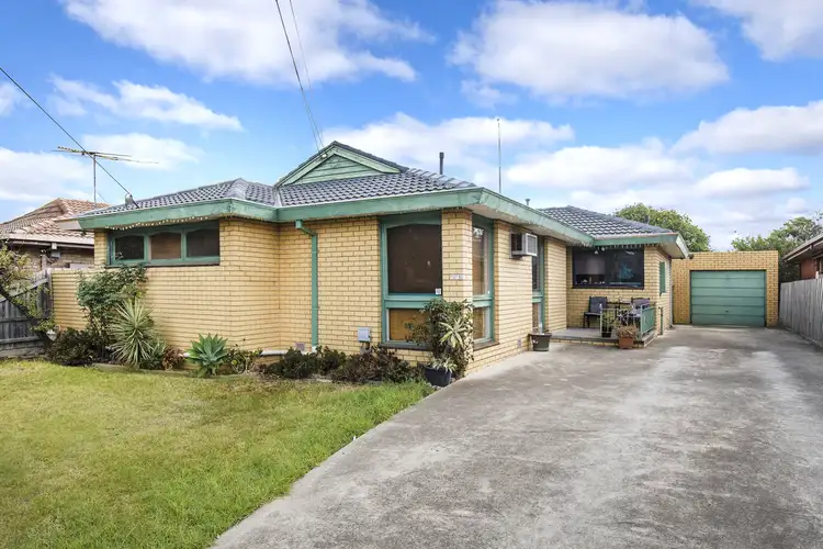 136 Sterling Drive, Keilor East VIC 3033