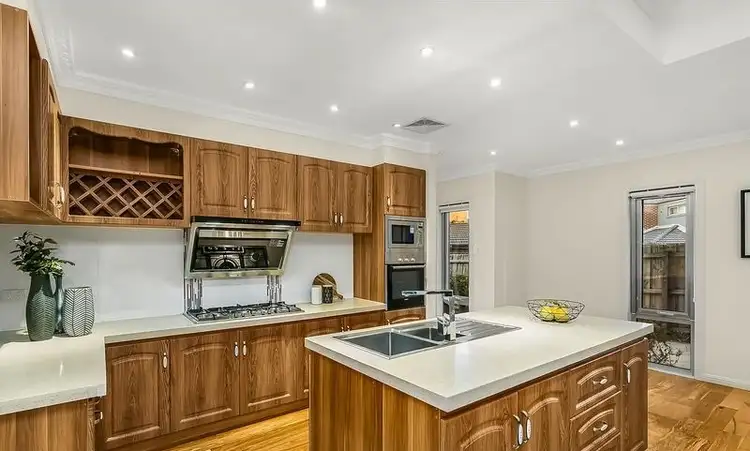 Fourth view of Homely house listing, 2/16 Samarinda Ave, Ashburton VIC 3147