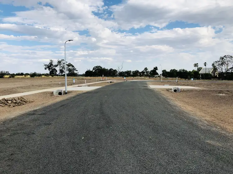 2 Bluestone Rise, Axedale VIC 3551