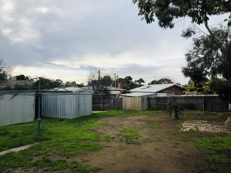 Fifth view of Homely house listing, 10 Magpie St, North Bendigo VIC 3550