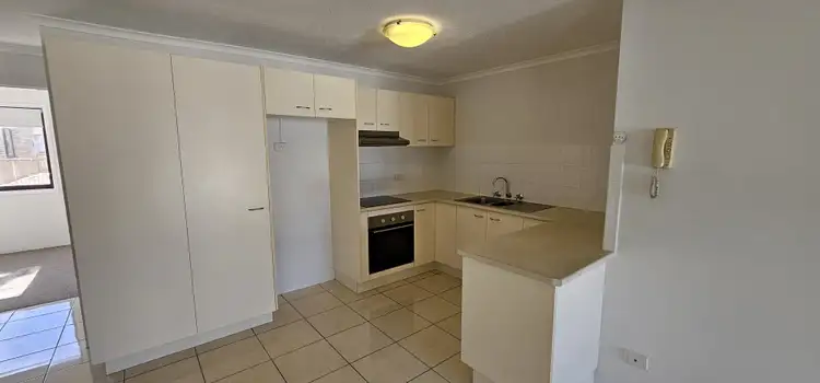 Fourth view of Homely unit listing, Unit 8/9 Bradford St, Labrador QLD 4215