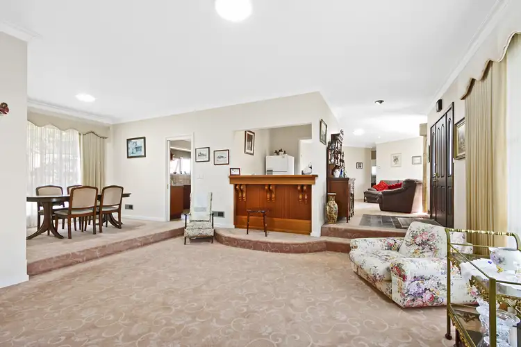 Fifth view of Homely house listing, 10 Mountain View Ct, Maffra VIC 3860