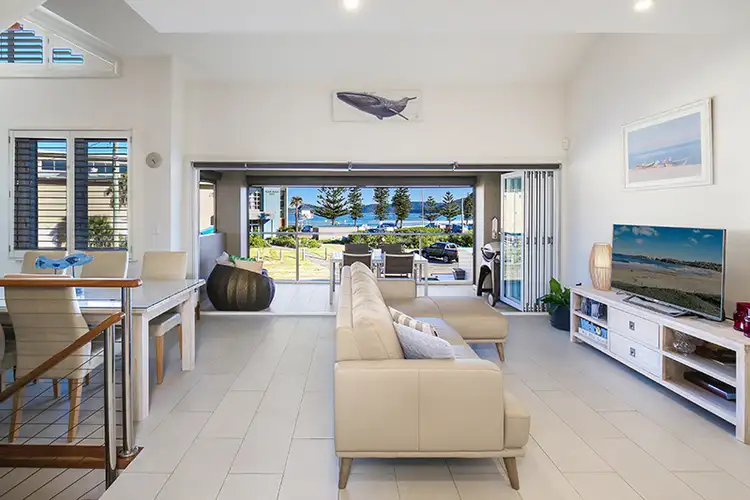 Second view of Homely townhouse listing, Unit 4/338 Trafalgar Ave, Umina Beach NSW 2257
