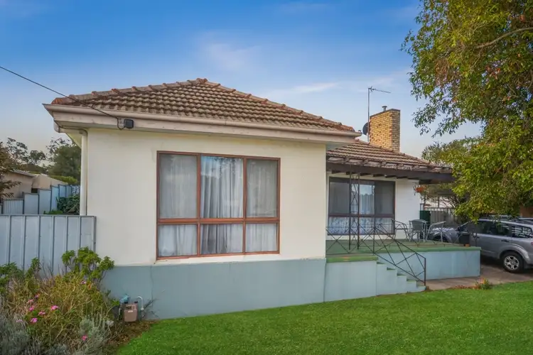 44 Newington Rd, Stawell VIC 3380