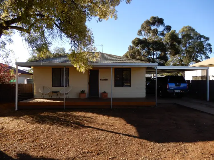 7 Margaret St, Jamestown SA 5491