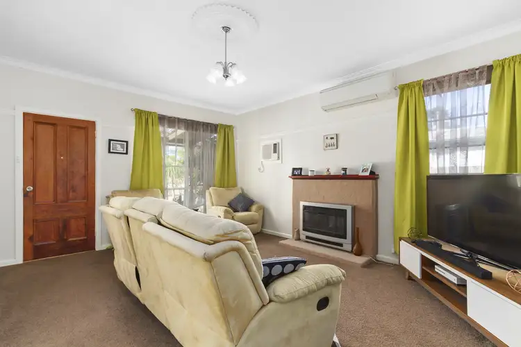 Fifth view of Homely house listing, 7 Roberts St, Traralgon VIC 3844