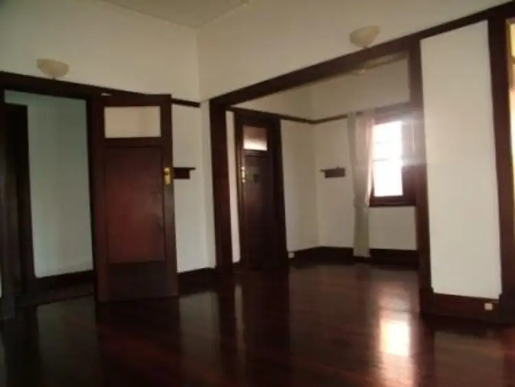 Fifth view of Homely house listing, 2/104 Vincent, Mount Lawley WA 6050