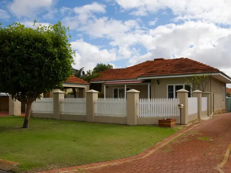 170 Shaftesbury Avenue, Bedford WA 6052