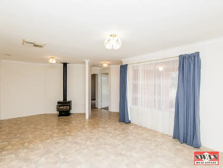 Second view of Homely house listing, 27 Eucla Mews, Stratton WA 6056