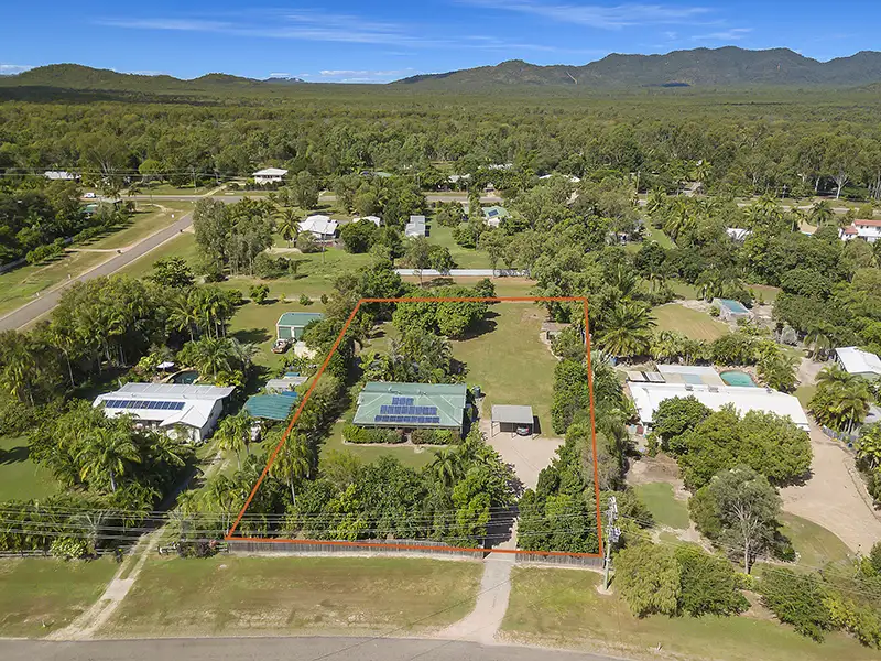 Main view of Homely house listing, 3 Homestead Ct, Bluewater Park QLD 4818