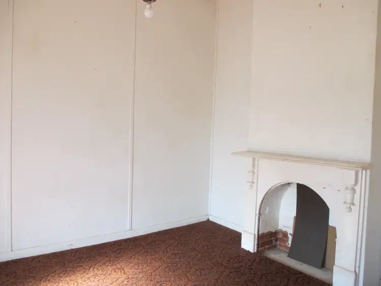 Sixth view of Homely house listing, 33 Garnet St, Broken Hill NSW 2880