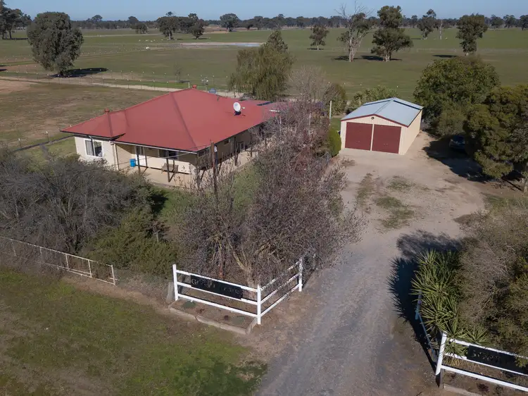 117 Buckingham Rd, Norong VIC 3682