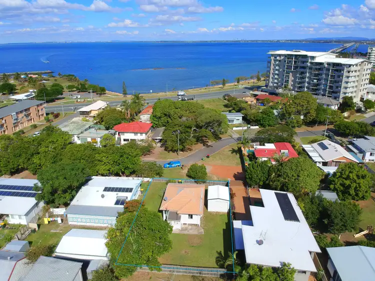 25 Lane Street, Clontarf QLD 4019