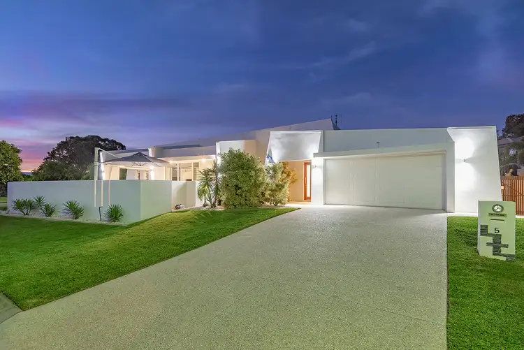 5 Anchorage Cct, Twin Waters QLD 4564