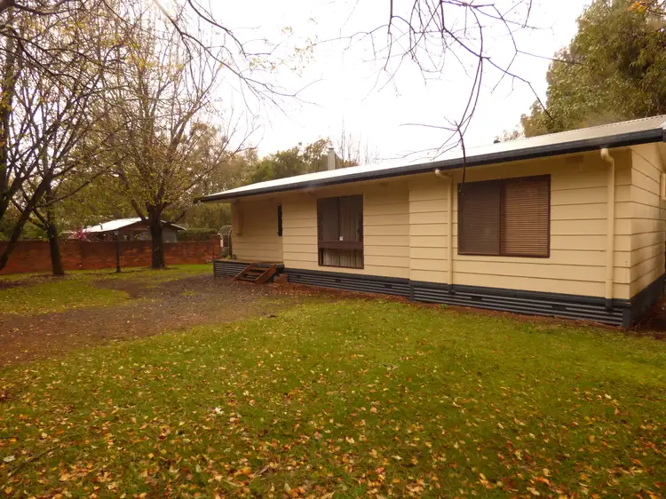 30 Knotts Siding Rd, Rawson VIC 3825