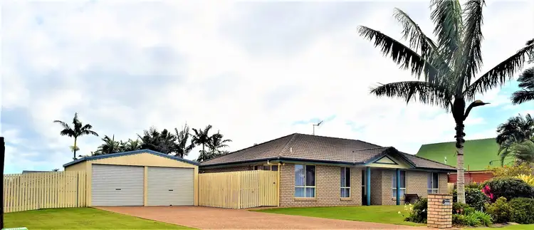 8 Cove St, Burnett Heads QLD 4670