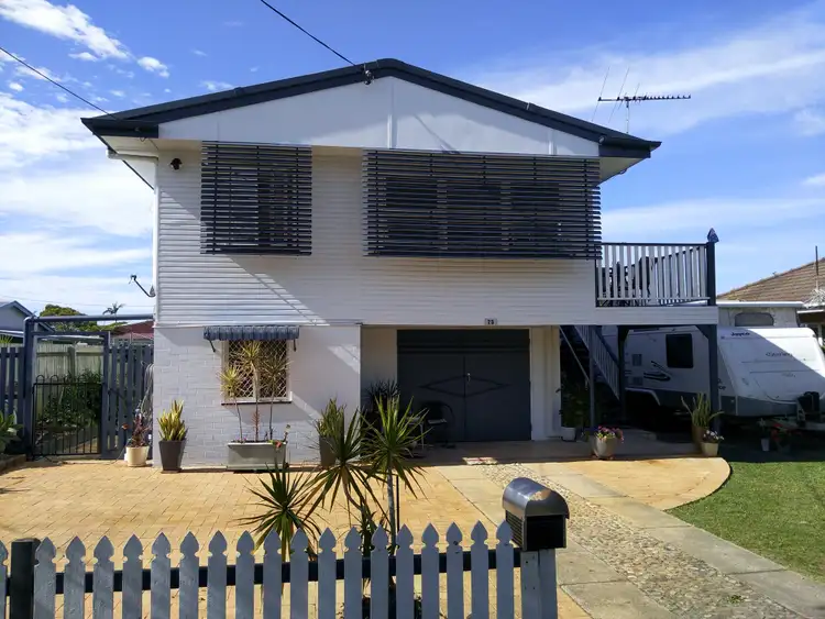 25 Weaber St, Clontarf QLD 4019