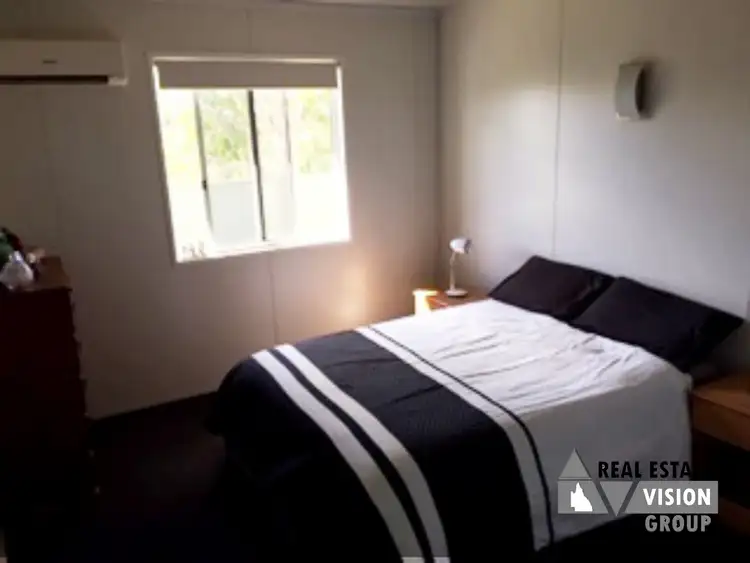 Sixth view of Homely house listing, 3 Summer Red Ct, Blackwater QLD 4717