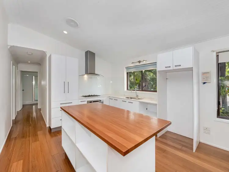 Sixth view of Homely house listing, 8 Gilba Ave, Ocean Shores NSW 2483