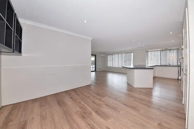 Seventh view of Homely house listing, 43 Carwoola Circle, Carramar WA 6031