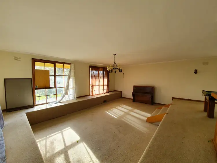 Fifth view of Homely house listing, 2A Desmond Court, Beaconsfield VIC 3807