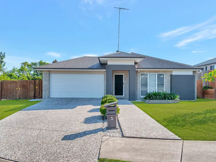 5 Claydon Pl, Rosewood QLD 4340