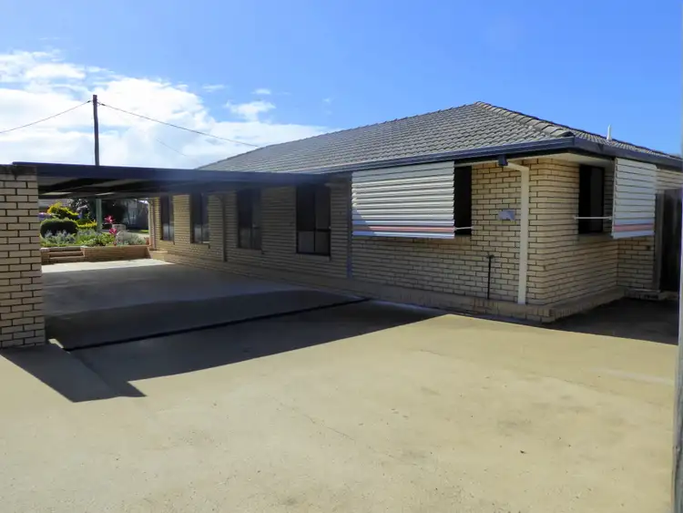 Fifth view of Homely house listing, 2 Lynette Ct, Deception Bay QLD 4508