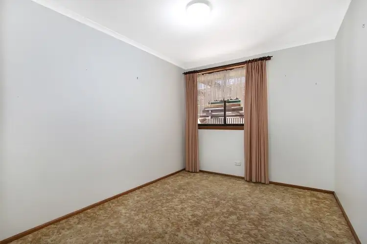 Fourth view of Homely unit listing, Unit 1/407 Ross Cct, Lavington NSW 2641