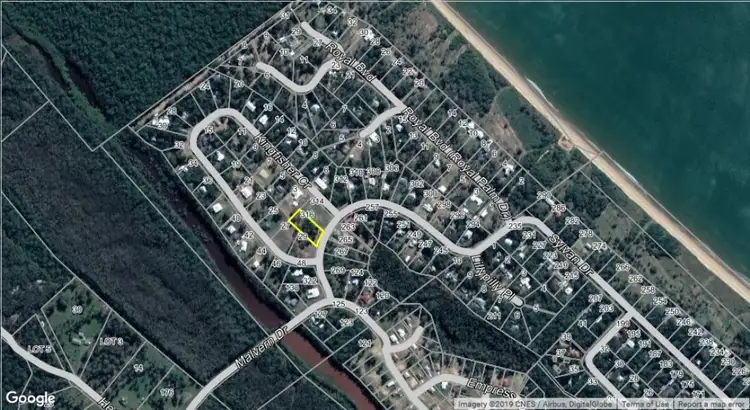 316 Sylvan Drive, Moore Park Beach QLD 4670