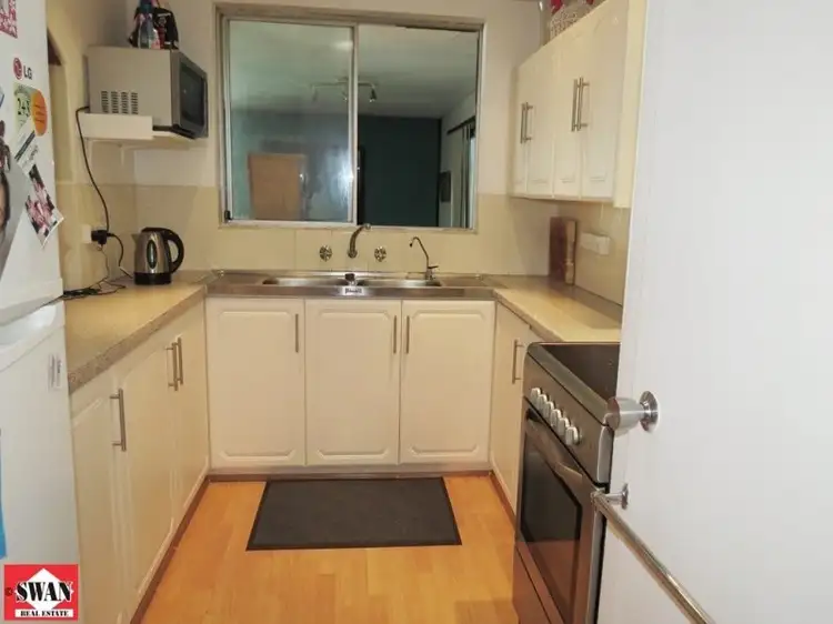 Fifth view of Homely house listing, 27 Dagmar Way, Swan View WA 6056